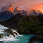 Горы Кордильера-дель-Пайне в Чили